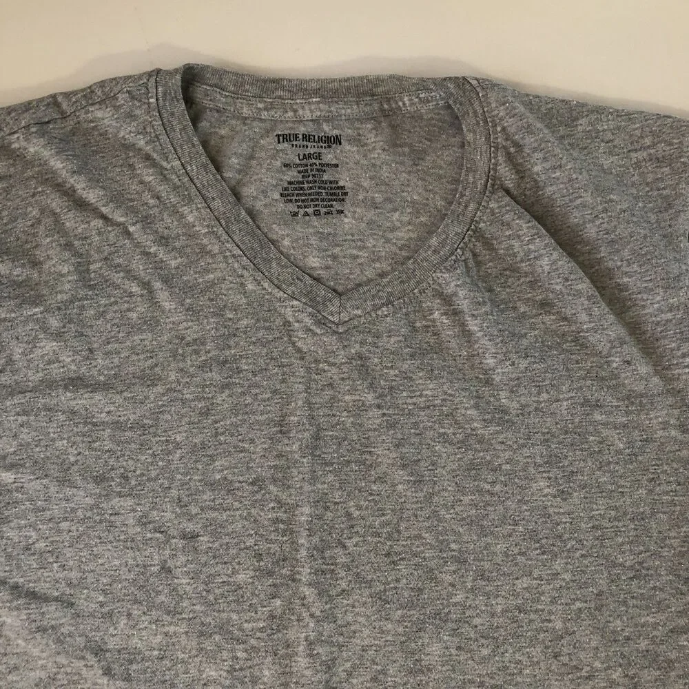 True Religion Mens Heather Gray V-Neck Short Sleeve T-Shirt Red Logo Size Large